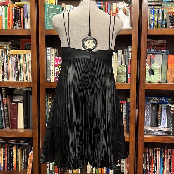 Vintage 90s Babydoll Dress - Picture 4 of 13